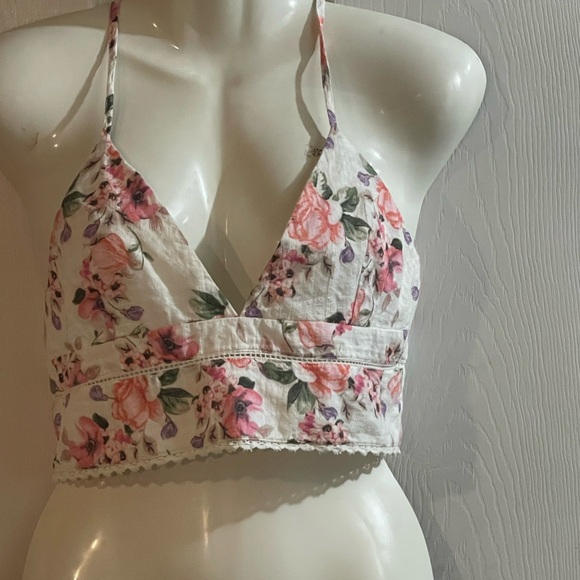 Zara Floral Pink and Green V-Neck Crop Top - Picture 2 of 6
